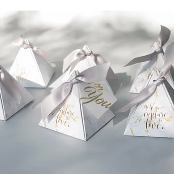 RMTPT 50pcs/lot Piramidă Triunghiulară cutie de cadou de nunta favoruri și cadouri cutie de bomboane de nunta cadouri pentru invitatii de nunta de decorare
